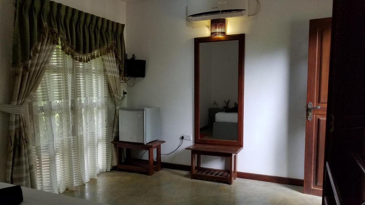 Sigiri Holiday Villa Sigirîya Extérieur photo